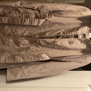 Tan Trenchcoat with Excellent Condition